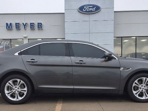 Used 2015 Ford Taurus SEL w/ Equipment Group 201A image 1