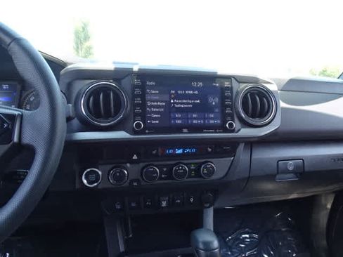 Certified 2023 Toyota Tacoma TRD Off-Road w/ TRD Premium Off Road Package AWD/4WD image 27