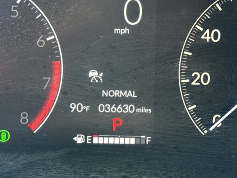 Used 2025 Honda CR-V EX-L image 39
