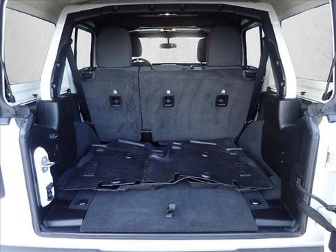 Used 2022 Jeep Wrangler Unlimited Sport image 8