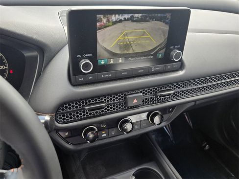 Used 2025 Honda HR-V Sport image 22