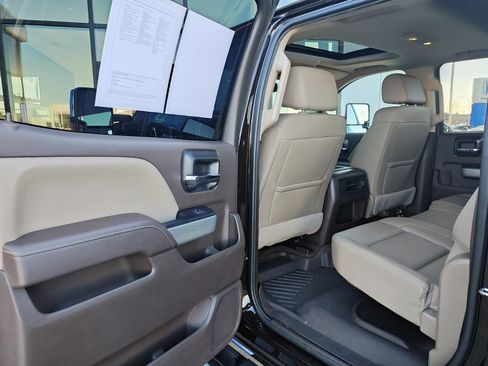 Used 2019 Chevrolet Silverado 3500 LTZ w/ Duramax Plus Package image 11