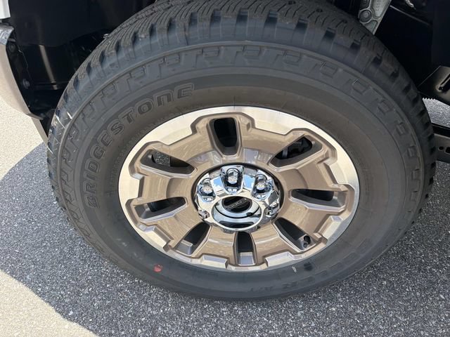 New 2026 Ford F350 King Ranch w/ FX4 Off-Road Package AWD/4WD image 35