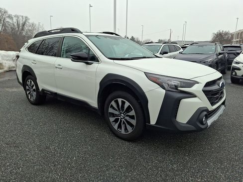 Certified 2023 Subaru Outback Limited w/ Popular Package #2 image 3