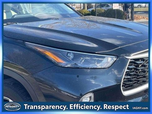 Certified 2023 Toyota Highlander XLE image 9