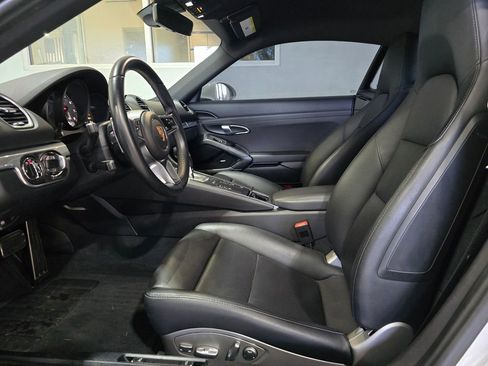 Used 2017 Porsche 718 Cayman S image 23
