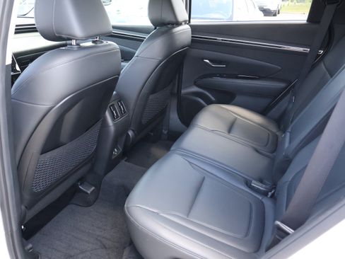 Used 2023 Hyundai Tucson Limited AWD/4WD image 19