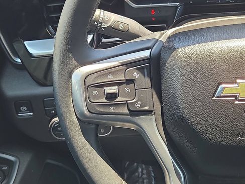 Used 2026 Chevrolet Silverado 1500 LT AWD/4WD image 18