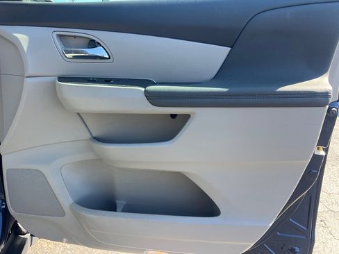 Used 2014 Honda Odyssey EX-L image 18