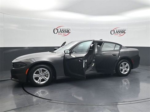 Used 2023 Dodge Charger SXT image 34