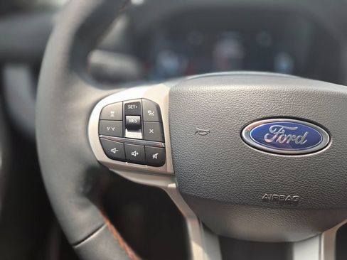 New 2026 Ford Explorer Active RWD image 26