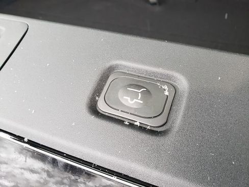 New 2025 Ford Expedition Max Platinum w/ Platinum Ultimate Package image 9