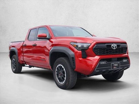 Used 2025 Toyota Tacoma TRD Off-Road w/ TRD Off Road Premium Package AWD/4WD image 6