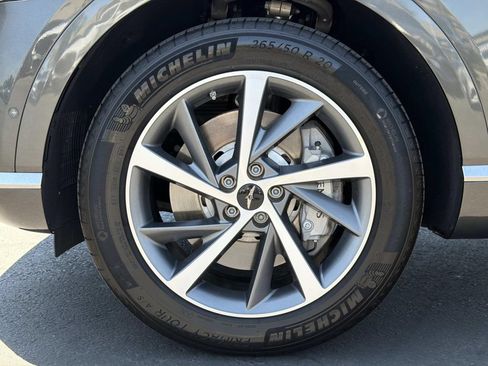 Used 2025 Genesis GV80 2.5T Advanced AWD/4WD image 31