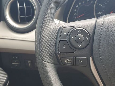 Used 2014 Toyota RAV4 LE image 32