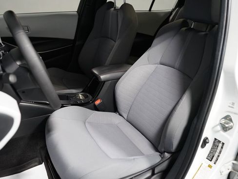 Used 2024 Toyota Corolla SE image 26