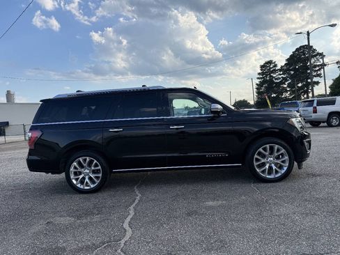 Used 2018 Ford Expedition Max Platinum RWD image 8