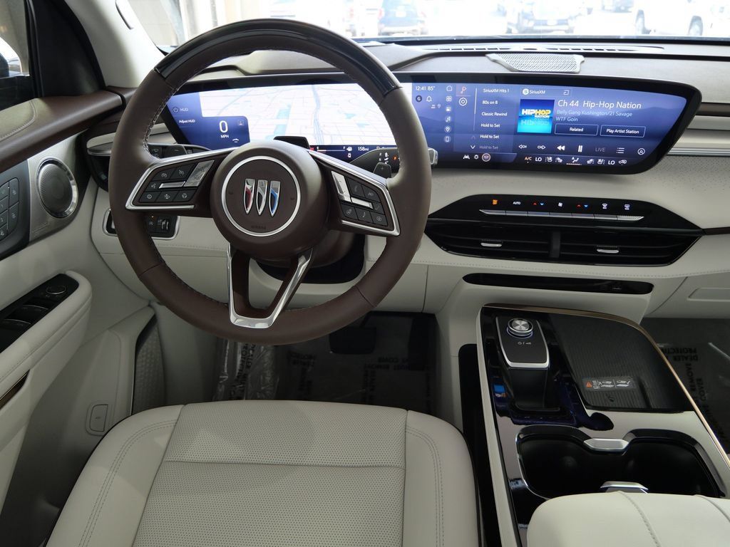New 2026 Buick Enclave Avenir w/ Super Cruise Package AWD/4WD image 18