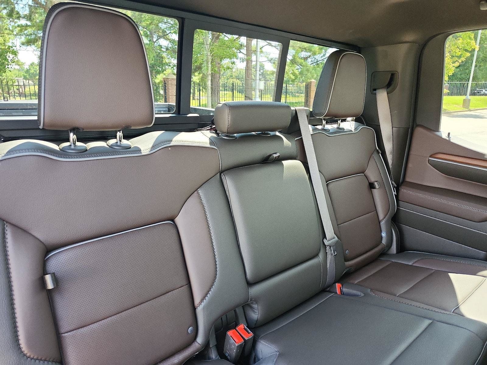 Certified 2024 GMC Sierra 1500 Denali w/ Denali Reserve Package AWD/4WD image 11