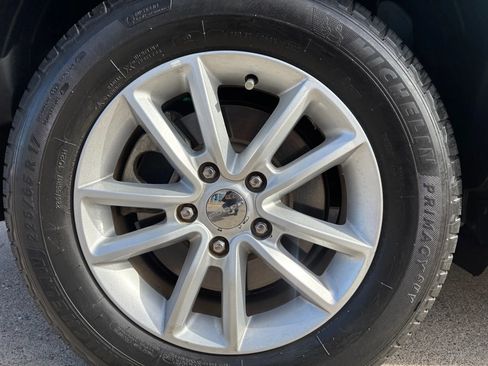 Used 2017 Dodge Journey SXT w/ Comfort/Convenience Group image 48