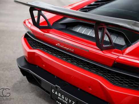 Used 2015 Lamborghini Huracan LP 610-4 AWD/4WD image 18