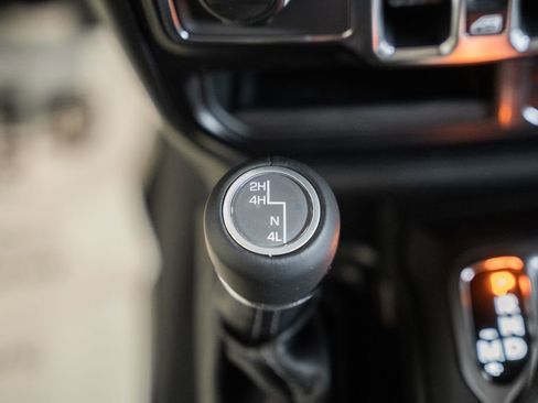 New 2026 Jeep Wrangler Unlimited Sahara AWD/4WD image 26