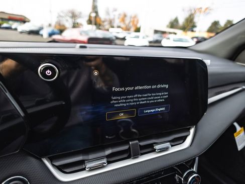 New 2026 Chevrolet Equinox LT w/ LPO, Floor Liner Package image 6