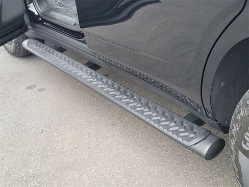 Certified 2023 Chevrolet Tahoe Z71 w/ Z71 Off-Road Package image 36