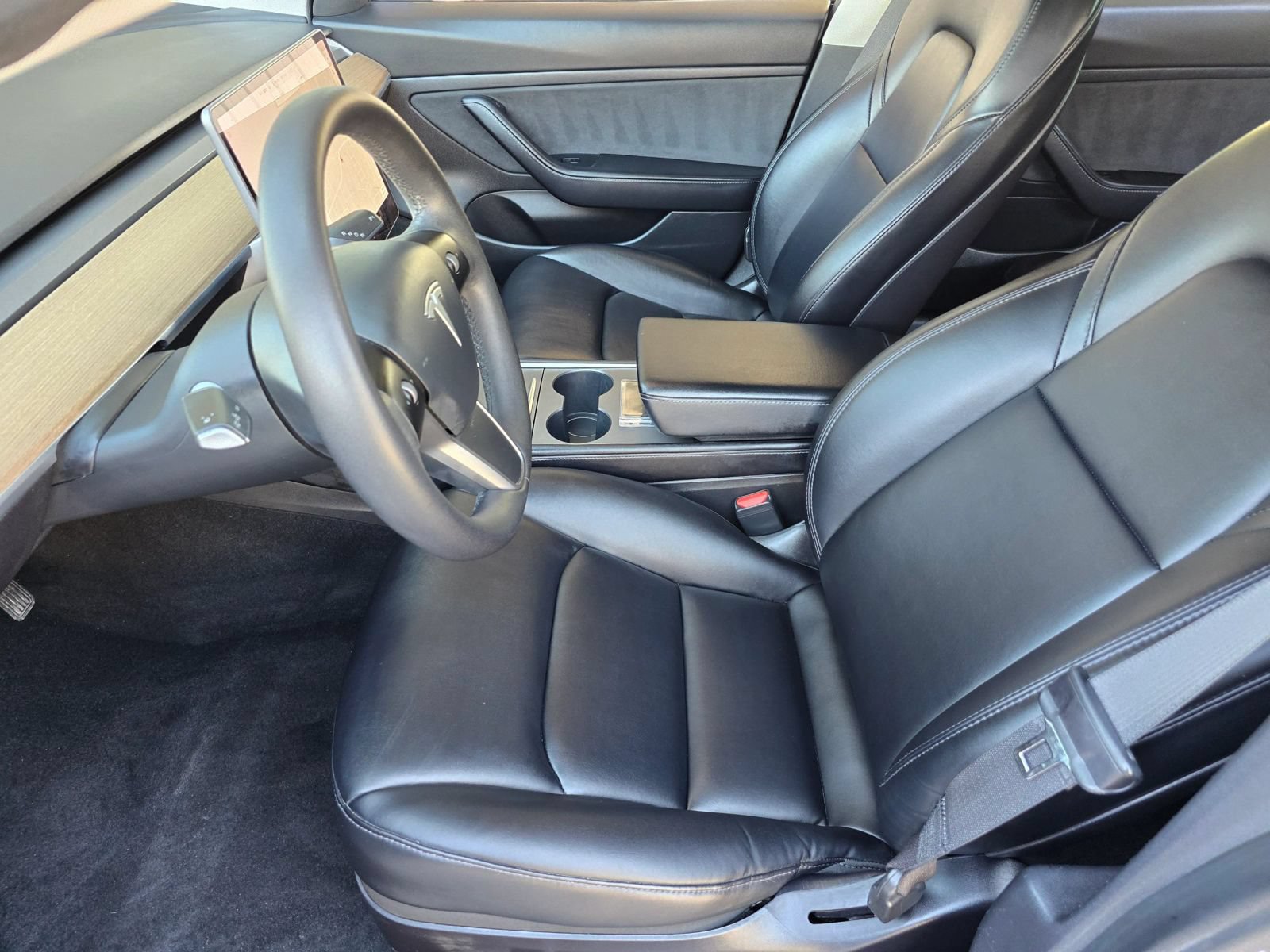 Used 2021 Tesla Model 3 Standard Range Plus RWD image 16