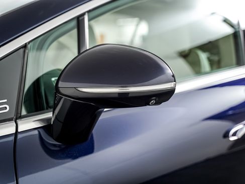 Certified 2023 Mercedes-Benz EQS 580 4MATIC Sedan image 25