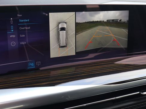 Used 2025 Cadillac Escalade ESV Premium Luxury w/ LPO, Floor Liner Package image 38