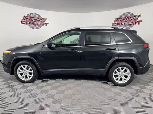 Used 2015 Jeep Cherokee Latitude w/ Cold Weather Group image 4