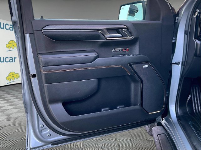 Used 2024 GMC Sierra 1500 AT4 w/ Technology Package AWD/4WD image 9