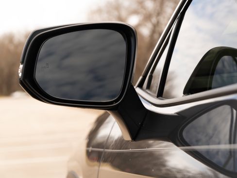 Used 2022 Toyota RAV4 XLE Premium image 12