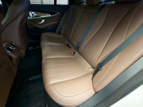 Used 2022 Mercedes-Benz E 450 4MATIC Sedan image 13