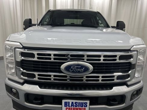 Used 2024 Ford F350 XLT image 7