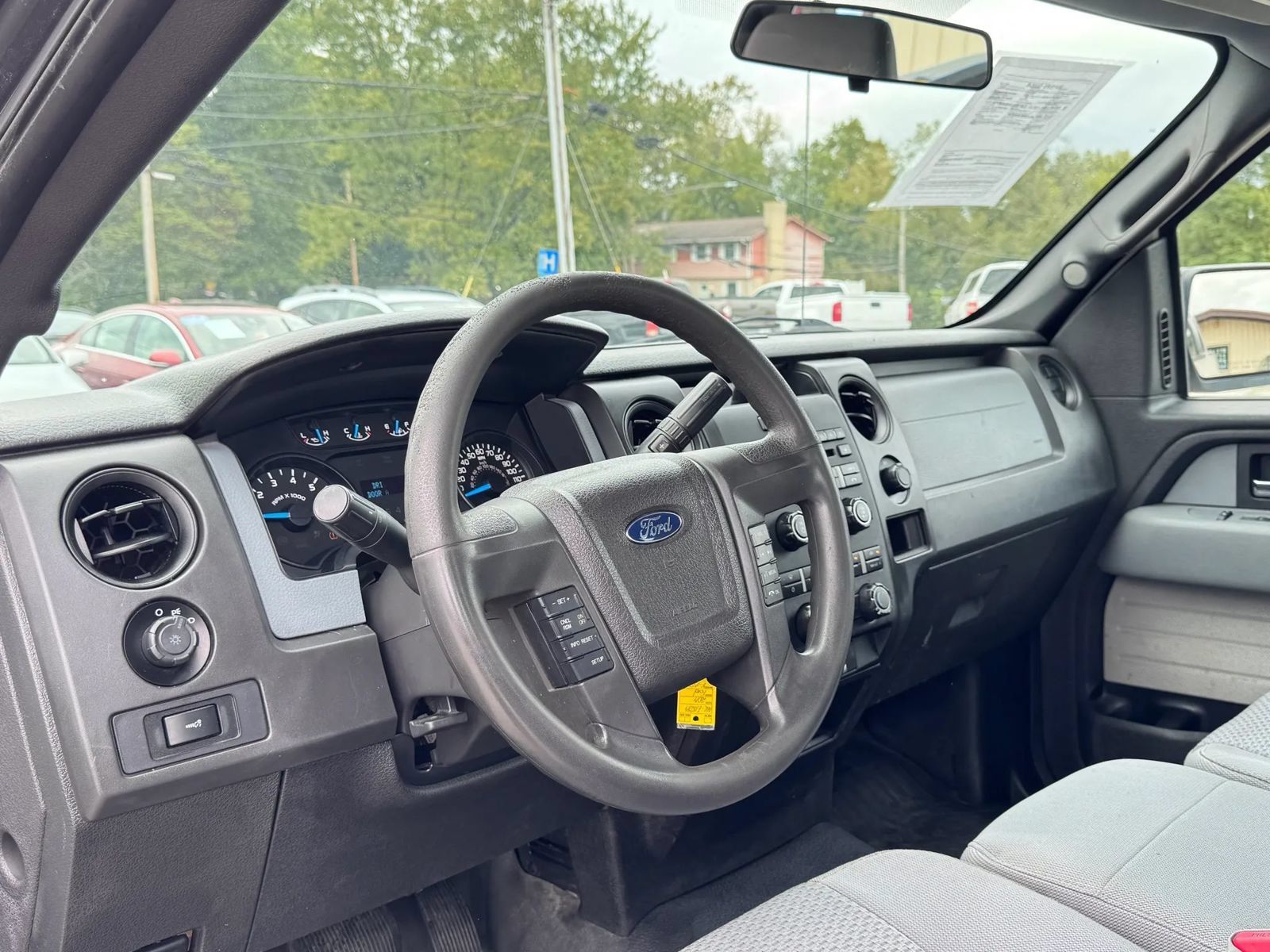Used 2014 Ford F150 XL w/ Equipment Group 101A Mid RWD image 2