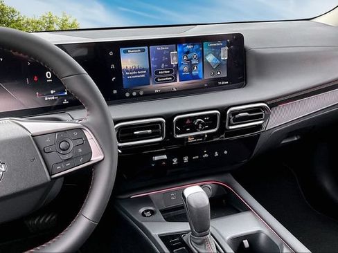 New 2026 Nissan Sentra SR w/ Floor Mat Package FWD image 6