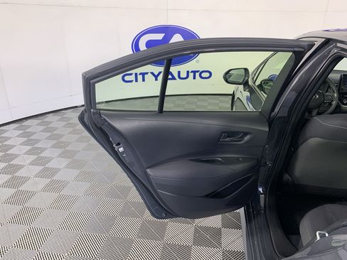 Used 2024 Toyota Corolla LE w/ LE Convenience Package FWD image 29