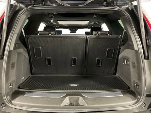 Certified 2024 Cadillac Escalade Sport Platinum w/ LPO, ONYX Package image 32