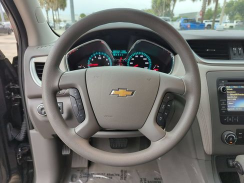 Used 2016 Chevrolet Traverse LS AWD/4WD image 10