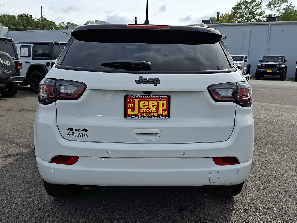 Certified 2025 Jeep Compass Limited w/ High Altitude Package AWD/4WD image 5
