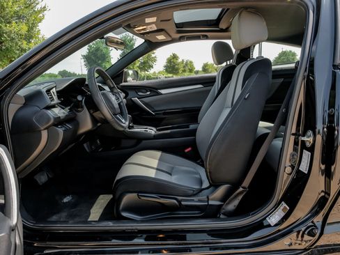 Used 2017 Honda Civic LX-P image 4