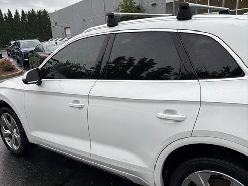 Used 2021 Audi Q5 2.0T Premium Plus w/ Premium Plus Package AWD/4WD image 12