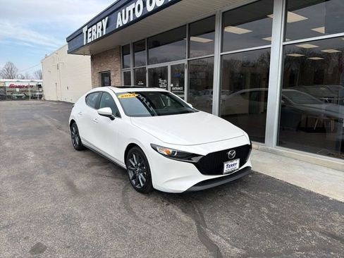 Used 2024 MAZDA MAZDA3 s image 2