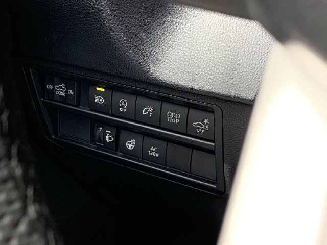 Used 2025 Toyota Tundra SR5 w/ SR5 Premium Package RWD image 15