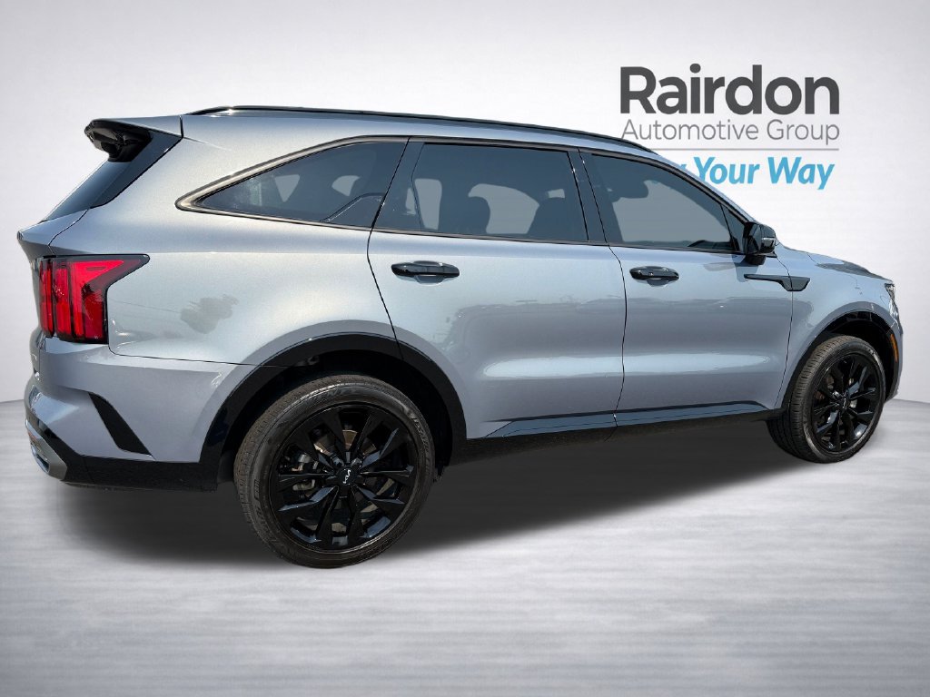 Certified 2023 Kia Sorento SX AWD/4WD image 7