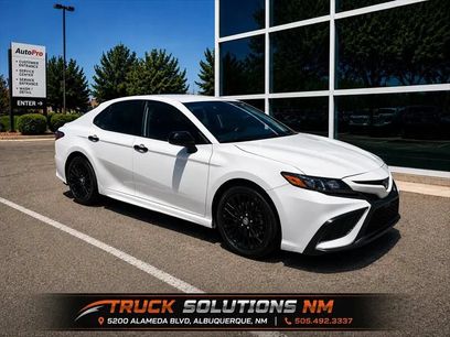 Used 2022 Toyota Camry SE w/ Convenience Package