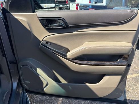 Used 2019 GMC Yukon SLT w/ Open Road Package image 18