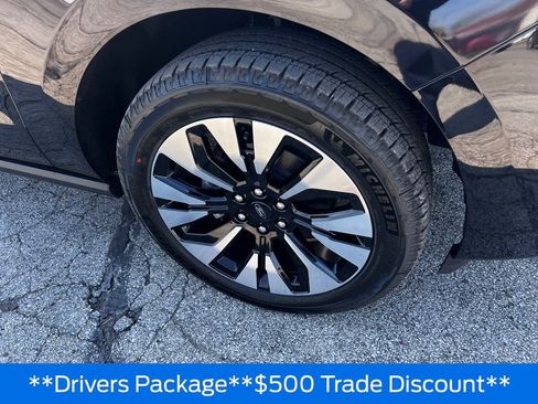 New 2026 Ford Expedition Max Platinum image 28